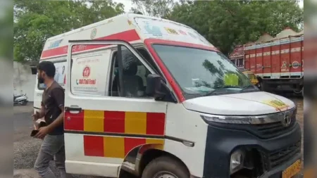 तुझे जान से मार देंगे, सरकारी एंबुलेंस में युवक का अपहरण, पीट-पीटकर की धमकी