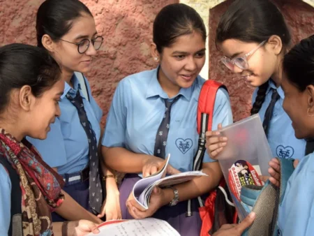 CBSE Board 2026 से साल में दो बार होगी 10वीं की बोर्ड परीक्षा, जानिए पूरा नियम