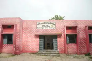 करोड़पति सांसद की बेटी पढ़ेगी गांव में,जानिए क्यों Himadri singh ने अपनी बेटी का एडमिशन गांव के सरकारी स्कूल में कराया