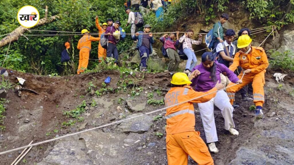 सेना और एनडीआरएफ लगातार राहत कार्य में जुटे