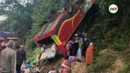 भद्राचलम से लौट रही बस दुर्घटनाग्रस्त, चित्तूर में 9 यात्रियों की जान गई