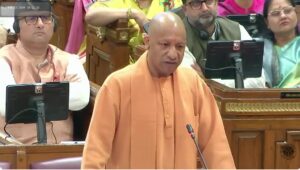 हर व्यक्ति शंकराचार्य नहीं लिख सकता, सपा को पूजना है तो पूजे', अविमुक्तेश्वरानंद विवाद पर बोले CM योगी