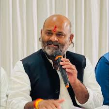 उज्जैन में विधायक Mahesh Parmar के बयान—BJP मारने आएंगे तो मार खाकर जाएंगे