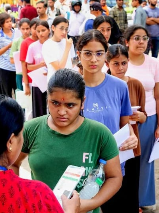 NTA का जवाब, छात्र ने खुद चुना था अबू धाबी सेंटर