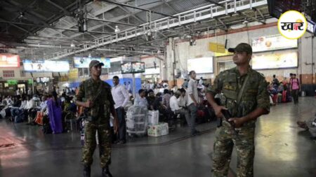 Mumbai Airport Bomb Threat: मुंबई एयरपोर्ट को बम से उड़ाने की मिली धमकी, ईमेल से मचा हड़कंप, हाई अलर्ट जारी मुंबई एयरपोर्ट को बम से उड़ाने की धमकी