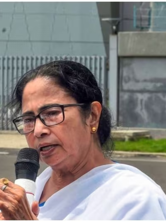 TMC Symbol Row: ममता बनर्जी की दो टूक, ‘कोई नहीं छीन सकता हमारा चुनाव चिन्ह’