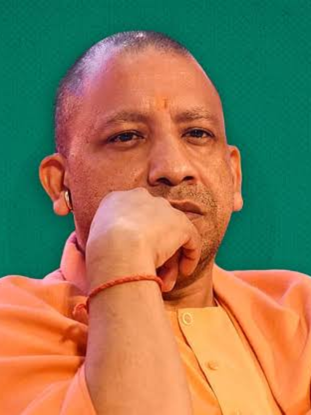 ‘पंचायत आजतक’ के मंच पर CM योगी, क्या होंगे बड़े राजनीतिक खुलासे?