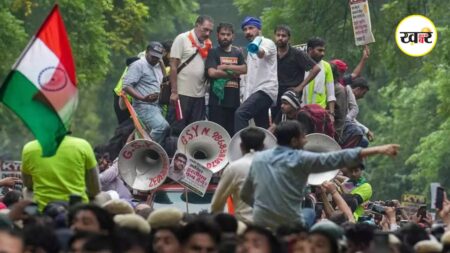 CJP Sansad March Update: संसद मार्च से पहले जंतर-मंतर पहुंचे अभिजीत दिपके, समर्थकों संग फिर शुरू हुआ प्रदर्शन कॉकरोच जनता पार्टी समर्थकों का संसद मार्च
