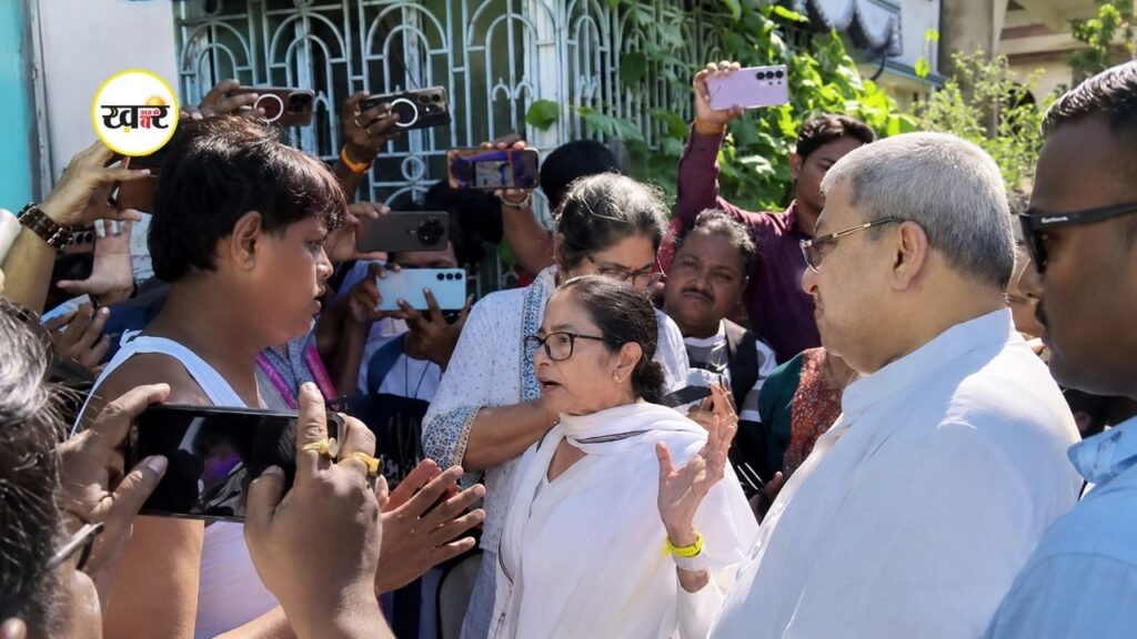Mamata Banerjee Attack: कहा- बड़ा-बड़ा पत्थर मारा