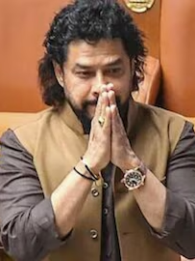 कर्नाटक के मंत्री बी. नागेंद्र ने दिया इस्तीफा