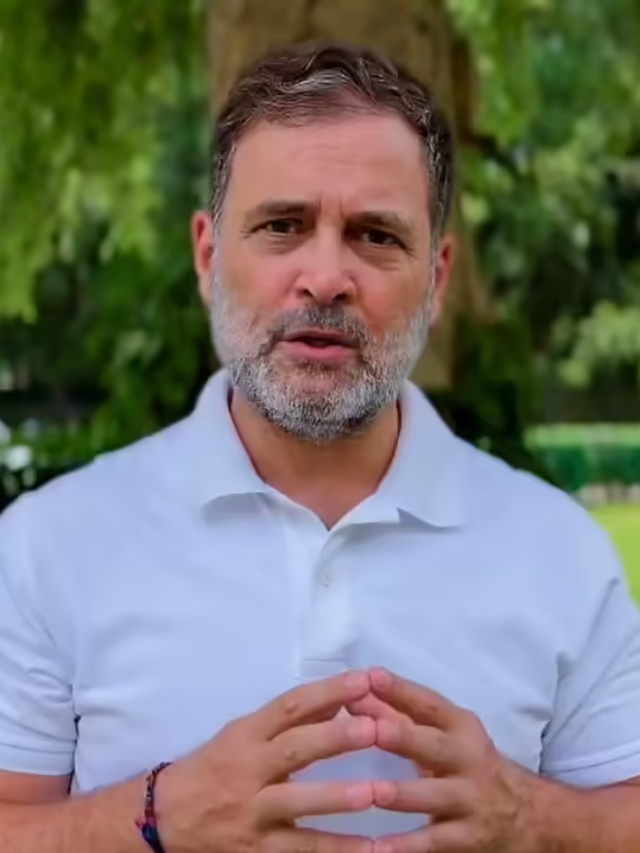 Rahul Gandhi: प्रयागराज में राहुल गांधी का छात्रों से संवाद, बोले- डिग्री नहीं दिला रही नौकरी