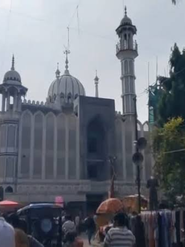 Ujjain Shahi Masjid: हाईकोर्ट का बड़ा फैसला, सड़क चौड़ीकरण पर नहीं लगी रोक